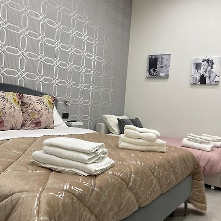 Casa Vacanza Carme Napels Buitenkant foto